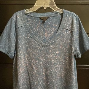 Rock & Republic Tee Size M